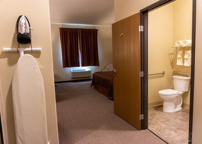 Imagen de la habitación del Hotel Newcastle Lodge and Convention Center. Foto 20