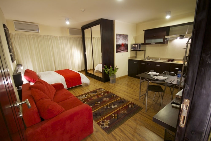 Imagen general del Hotel Newcity Suites and Apartments. Foto 1