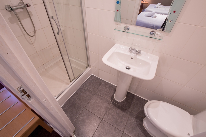 Imagen de la habitación del Hotel Newham. Foto 6