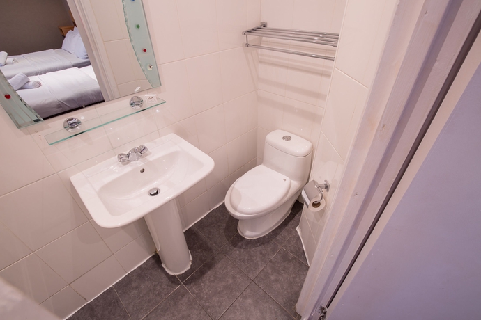 Imagen de la habitación del Hotel Newham. Foto 15