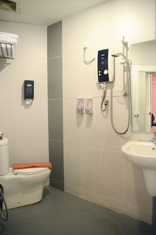 Imagen de la habitación del Hotel Newland. Foto 11