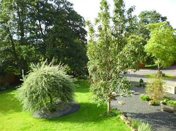 Imagen de los exteriores del Hotel Newmoor Park Guest House. Foto 11