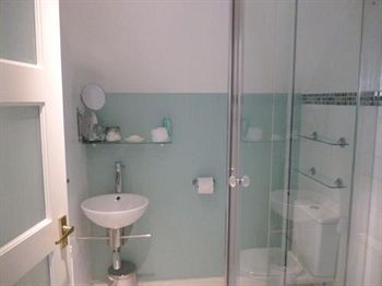 Imagen de la habitación del Hotel Newmoor Park Guest House. Foto 7