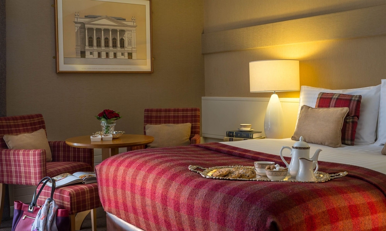 Imagen de la habitación del Hotel Newpark. Foto 5