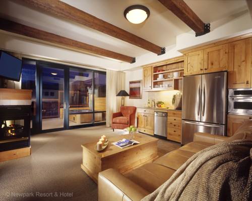 Imagen de la habitación del Hotel Newpark Resort. Foto 6