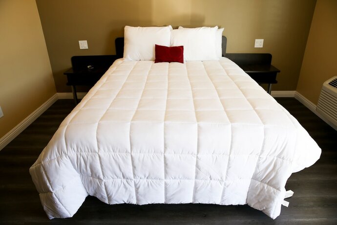 Imagen general del Hotel Newport Bay Inn. Foto 7