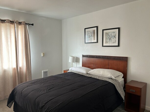Imagen general del Hotel Newport Bay Motel. Foto 9