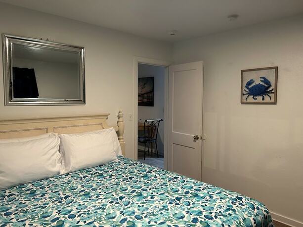 Imagen de la habitación del Hotel Newport Bay Motel. Foto 17