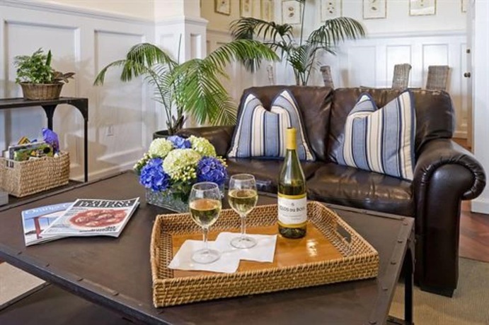 Imagen de los interiores del Hotel Newport Beach, A Four Sisters Inn. Foto 20
