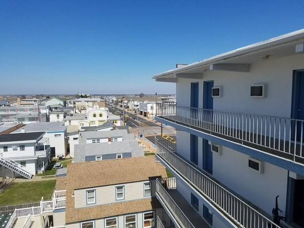 Imagen general del Hotel Newport Beach Resort. Foto 2