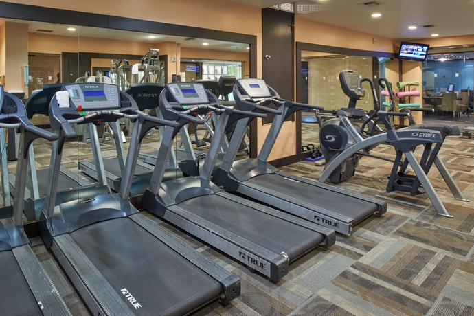 Imagen de los interiores del Hotel Newport Beachside and Resort. Foto 13