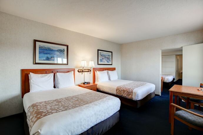Imagen de la habitación del Hotel Newport Channel Inn - Near Huntington State Beach. Foto 15