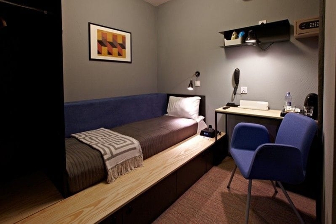 Imagen de los interiores del Hotel Newport. Foto 18