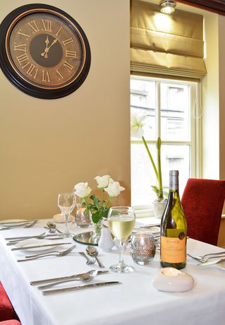 Imagen del bar/restaurante del Hotel Newport. Foto 6