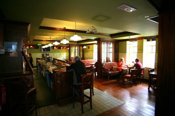 Imagen del bar/restaurante del Hotel Newport. Foto 7