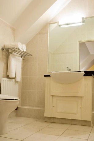 Imagen de la habitación del Hotel Newport. Foto 14