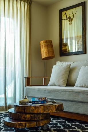 Imagen de los interiores del Hotel Newport House Playa Boutique. Foto 19