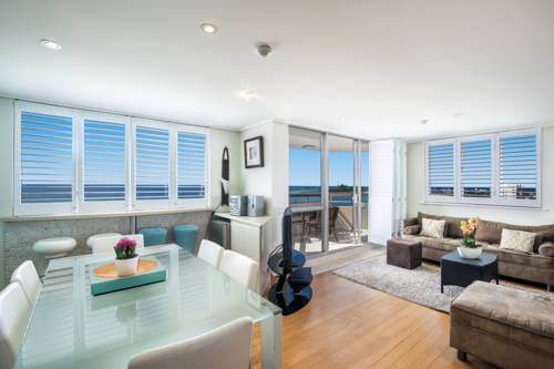 Imagen de la habitación del Hotel Newport Mooloolaba. Foto 2