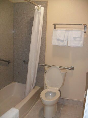 Imagen general del Hotel Newport News Inn. Foto 6