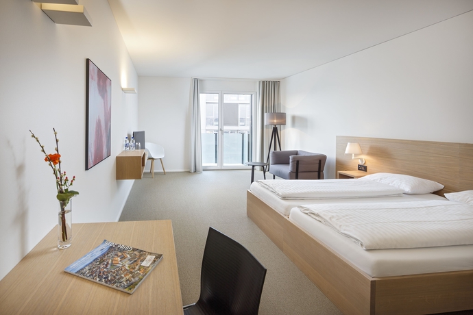 Imagen de la habitación del Hotel Newstar. Foto 4