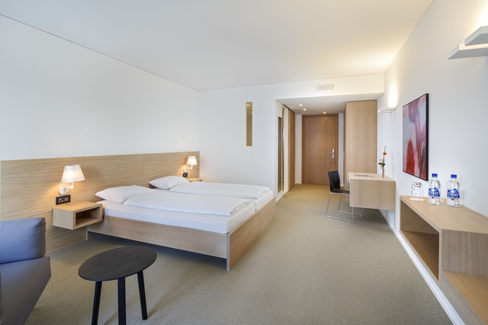 Imagen de la habitación del Hotel Newstar. Foto 10