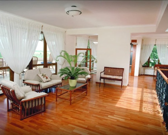 Imagen de los interiores del Hotel Newstyle and Apartment. Foto 18