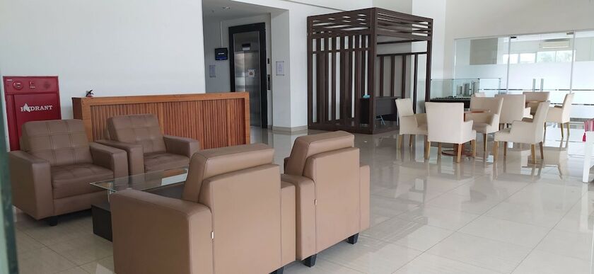 Imagen general del Hotel Newton Apartmen Residence By Ayulian. Foto 6