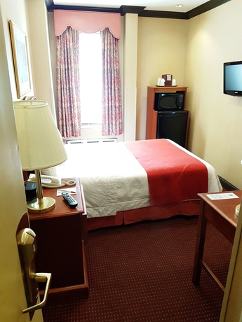 Imagen de la habitación del Hotel Newton. Foto 3