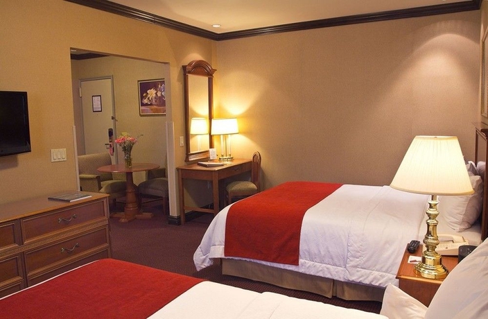 Imagen de la habitación del Hotel Newton. Foto 7