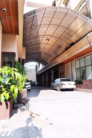 Imagen de los interiores del Hotel Newton Residence. Foto 19