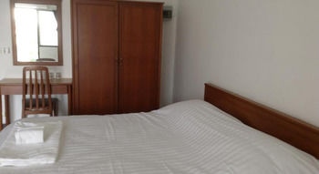 Imagen de la habitación del Hotel Next Bird Suite. Foto 4