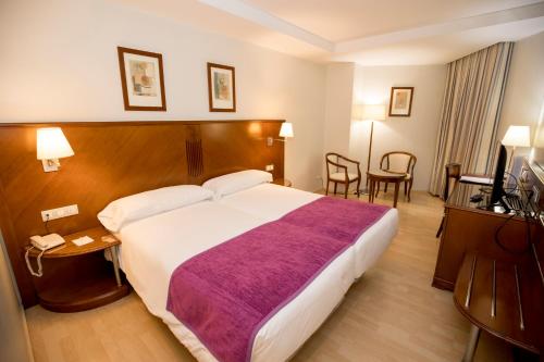 Imagen de la habitación del Hotel Nexta Escaldes. Foto 7