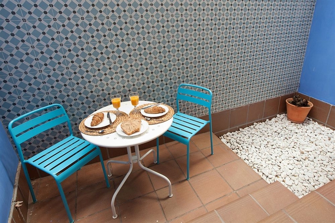 Imagen de los exteriores del Hotel Nextdoor Gaudi Barcelona. Foto 15