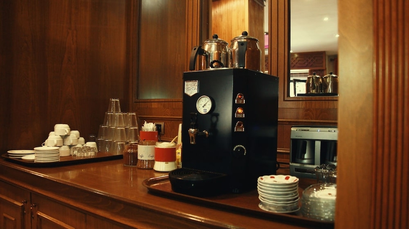 Imagen de los interiores del Hotel Ney. Foto 7