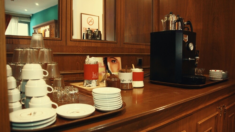 Imagen de los interiores del Hotel Ney. Foto 9