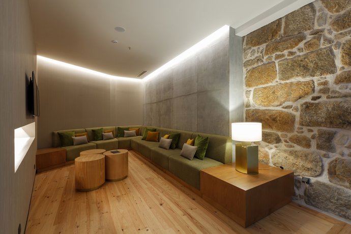 Imagen de los interiores del Hotel Neya Porto. Foto 17