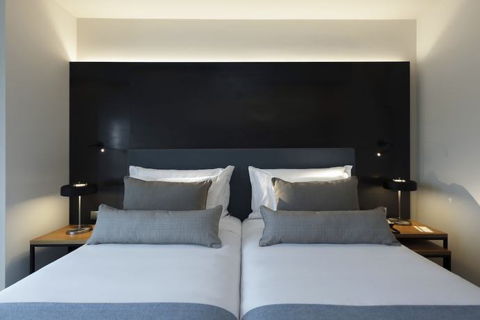 Imagen de la habitación del Hotel Neya Porto. Foto 4