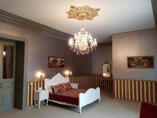 Imagen general del Hotel Nf Palace Old City Bucharest. Foto 3