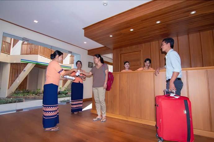 Imagen de los interiores del Hotel Ngapali Win. Foto 16