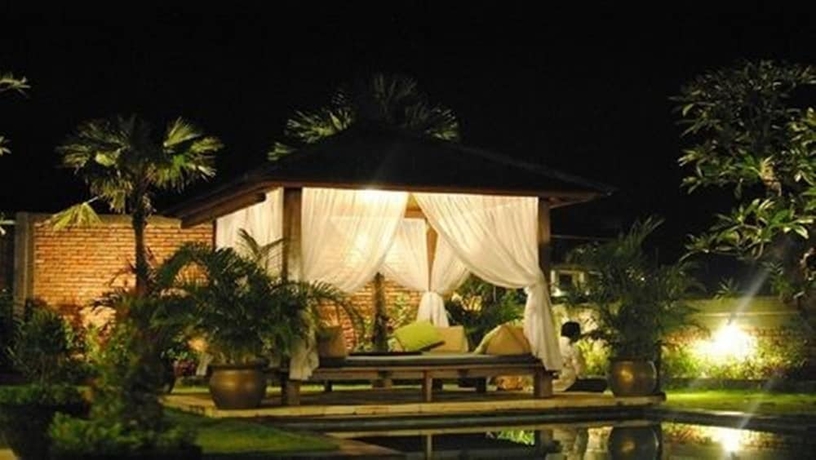 Imagen de la habitación del Hotel Ngeluwungan Boutique Villa. Foto 2