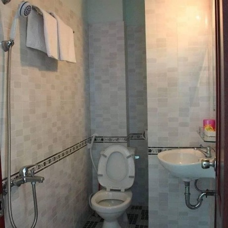 Imagen de la habitación del Hotel Ngoc Dung Hotel. Foto 6