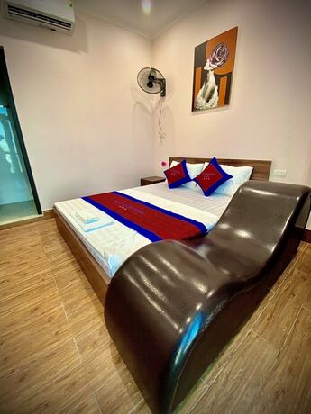 Imagen de la habitación del Hotel Ngoc Khanh. Foto 9