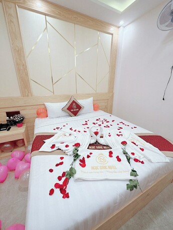 Imagen general del Hotel Ngoc Sang 1. Foto 7