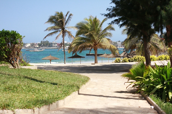 Imagen de los exteriores del Hotel Ngor Diarama. Foto 8