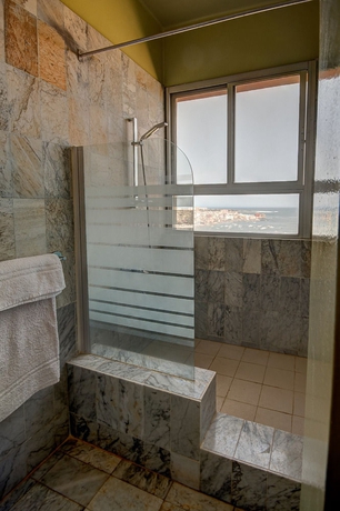 Imagen de la habitación del Hotel Ngor Diarama. Foto 4