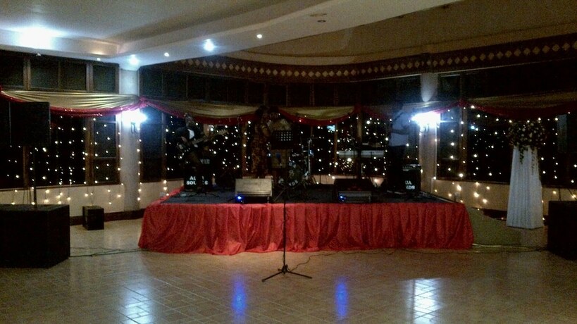 Imagen del bar/restaurante del Hotel Ngurdoto Mountain Lodge. Foto 8