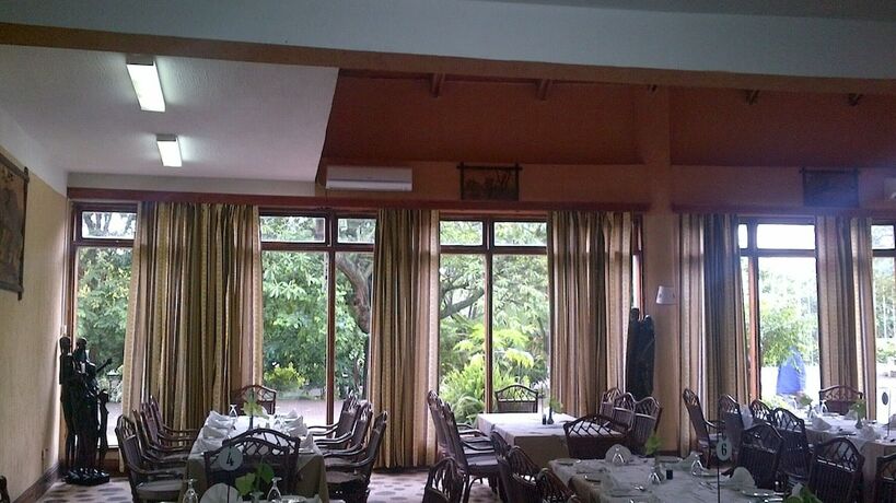 Imagen del bar/restaurante del Hotel Ngurdoto Mountain Lodge. Foto 14