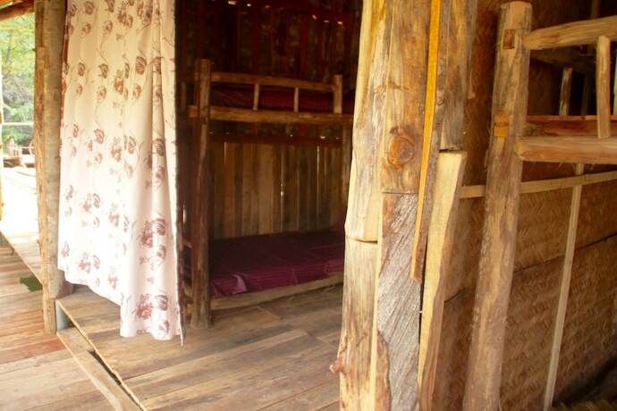 Imagen de la habitación del Hotel Nguyen Shack Phong Nha Central Town - Hostel. Foto 19