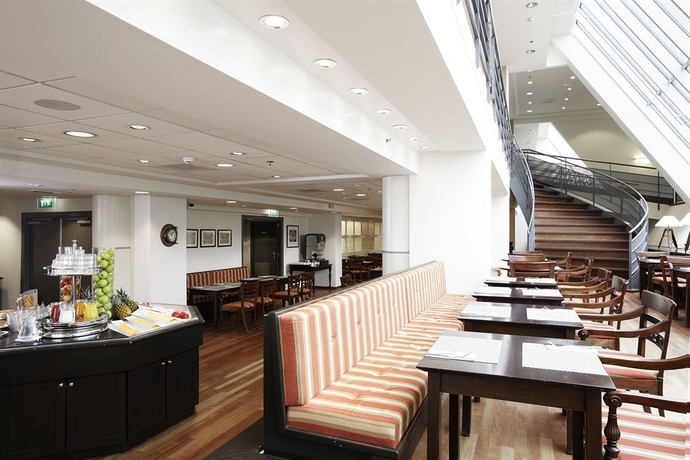 Imagen del bar/restaurante del Hotel Nh Amsterdam Noord. Foto 3