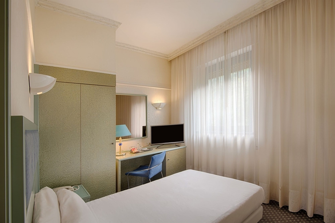 Imagen de la habitación del Hotel Nh Ancona. Foto 7